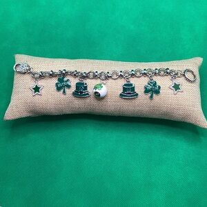 NWOT - St. Patricks Day Irish Charm Bracelet w/ Green Accents - Hand Crafted